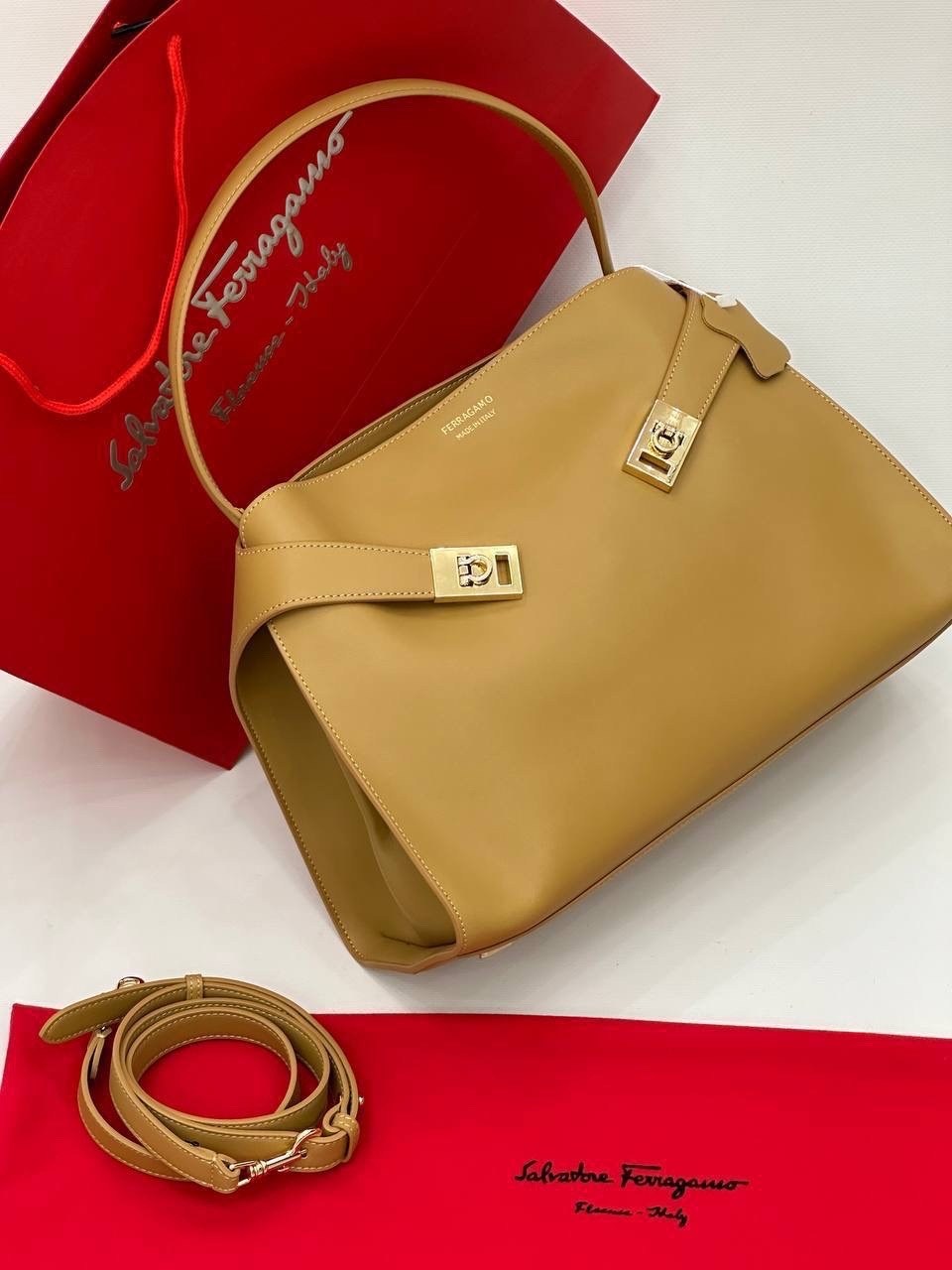 сумка salvatore ferragamo,сумка ferragamo,сумка,сумка феррагамо,женская брендовая сумка