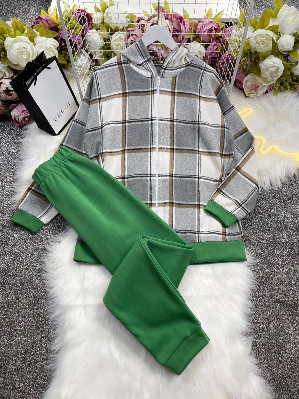 женский костюм,трикотажные костюмы,женский костюм на флисе,костюм женский больших размеров,костюм спортивный женский