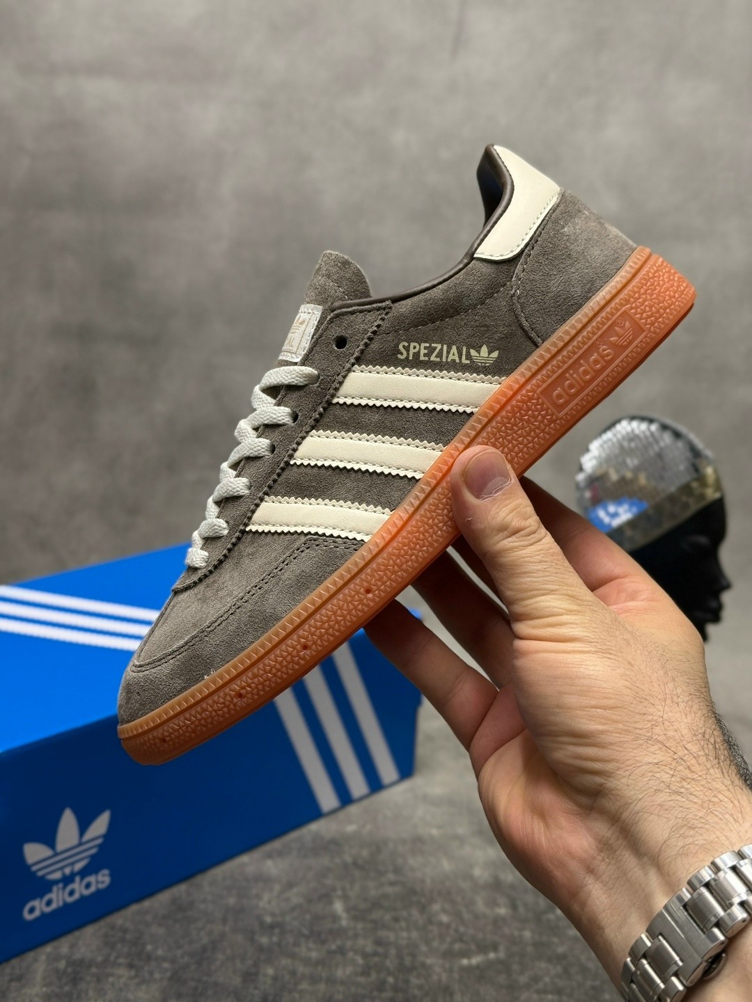 кроссовки adidas spezial,adidas spezial grey,adidas handball spezial,кроссовки adidas spezial adidas цвет серый,кроссовки adidas handball spezial