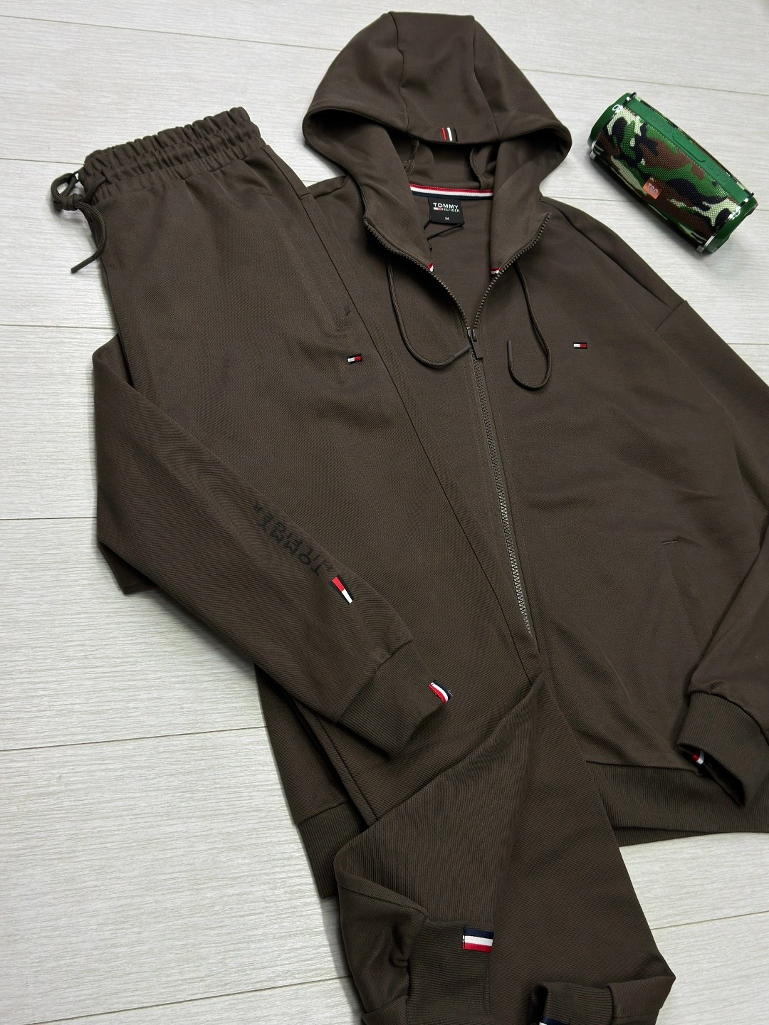 спортивный костюм tommy hilfiger,спортивный костюм kiton,спортивный костюм томми хилфигер,мужской спортивный костюм на флисе tommy hilfiger,мужской спортивный костюм