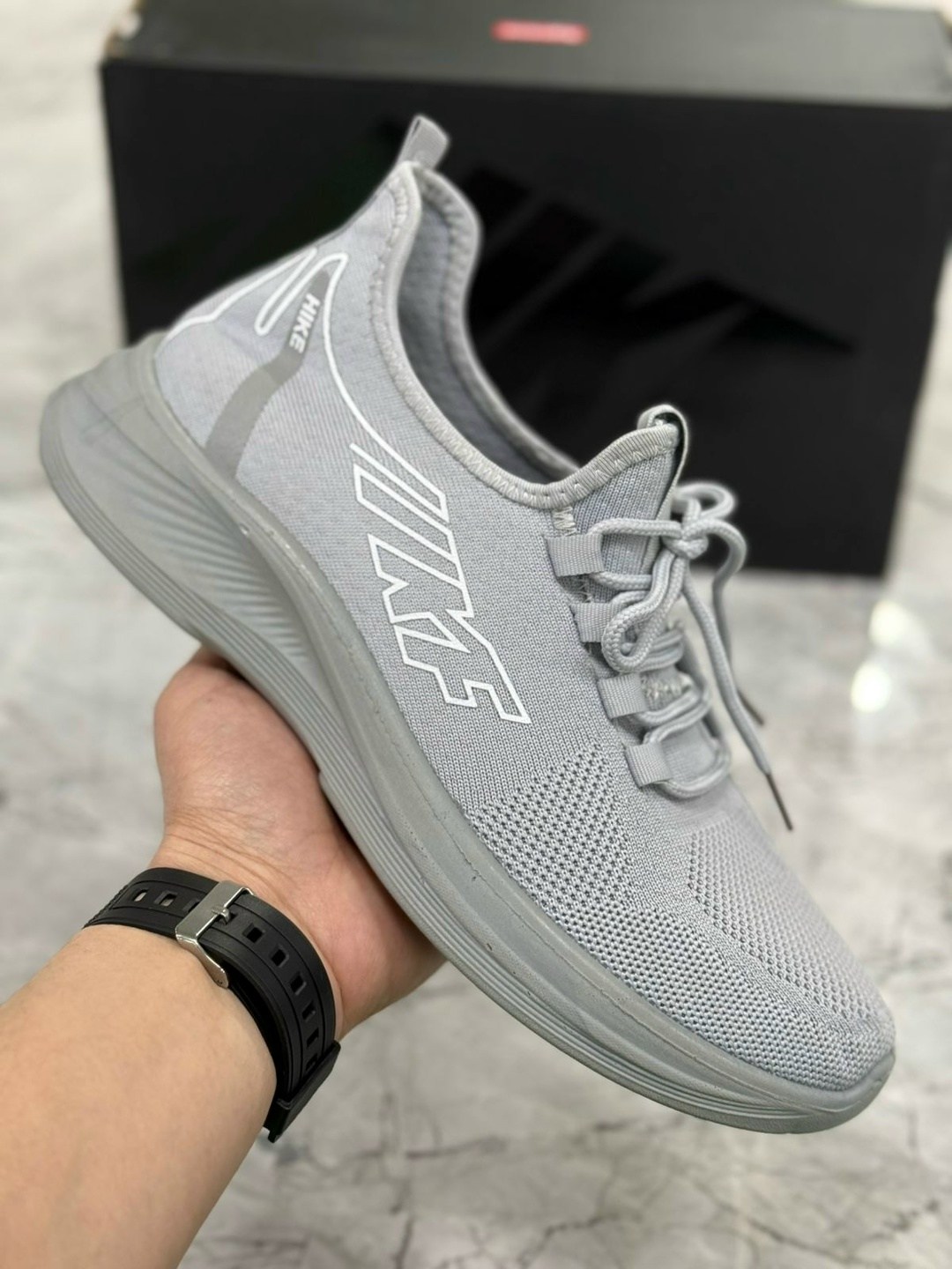 кроссовки,повседневные кроссовки,кроссовки женскиe,кроссовка мужской,спортивная