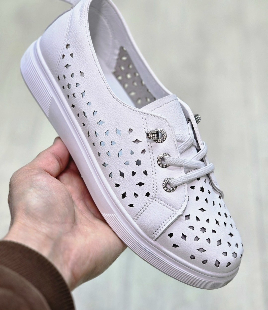 ,обуви,женская ,кеды женски,белые кеды