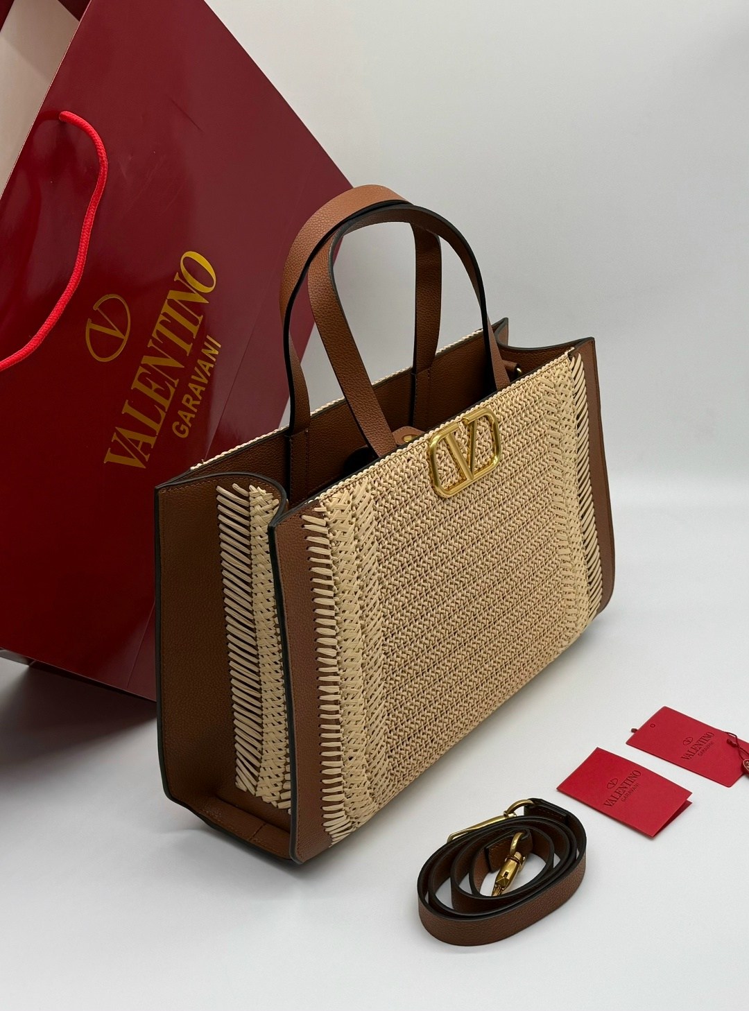 сумка,валентино сумка,сумки женская,valentino сумка тоут,модная сумка