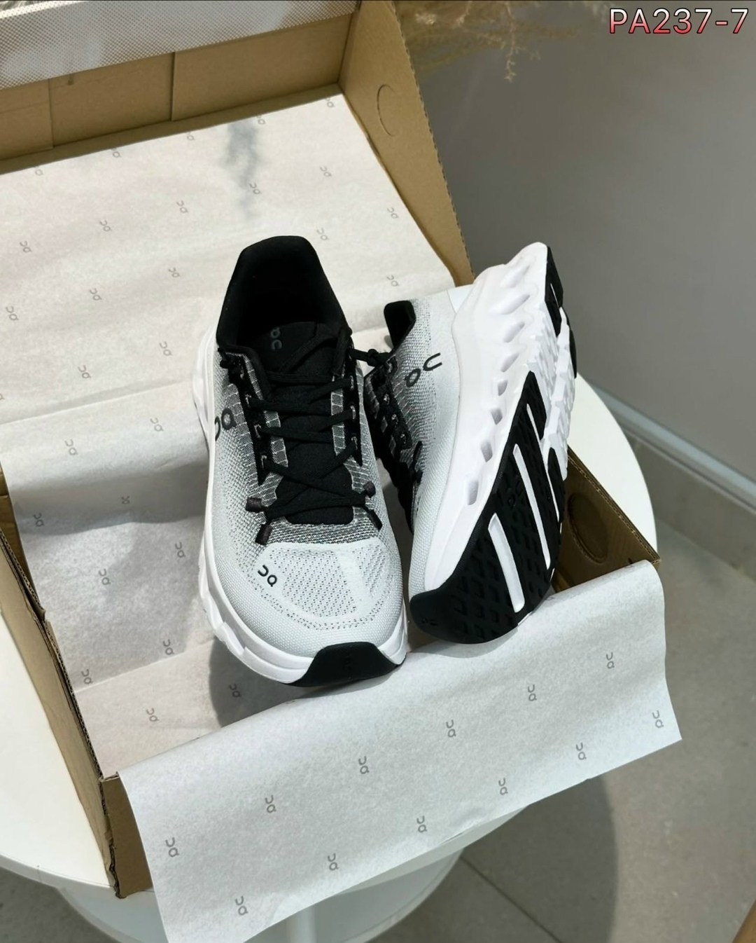 женские кроссовки,кроссовки wmns cloudtilt 'clove sand' кремовые,беговые кроссовки женские,спортивная ,кроссовка