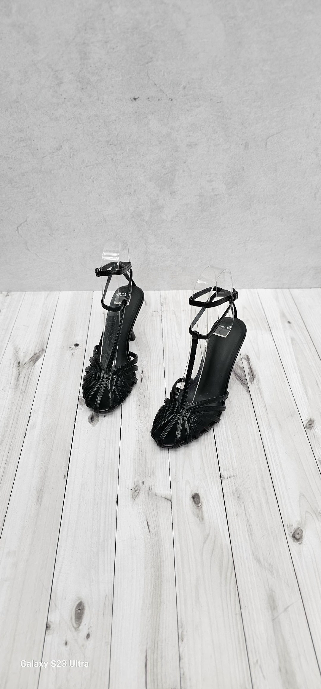 ,женские босоножки,босоножки летние,стильные босоножки,босоножки на шпильках