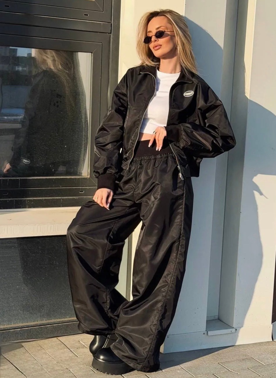 костюм женский,спортивные костюмы женские,костюм спортивный,стильный спортивный костюм из плащевки