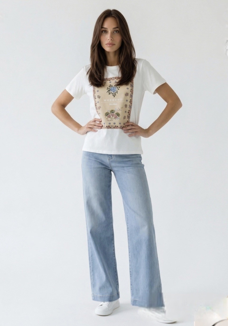 футболки женская,джинсы женские,модные джинсы,футболки для женщин,