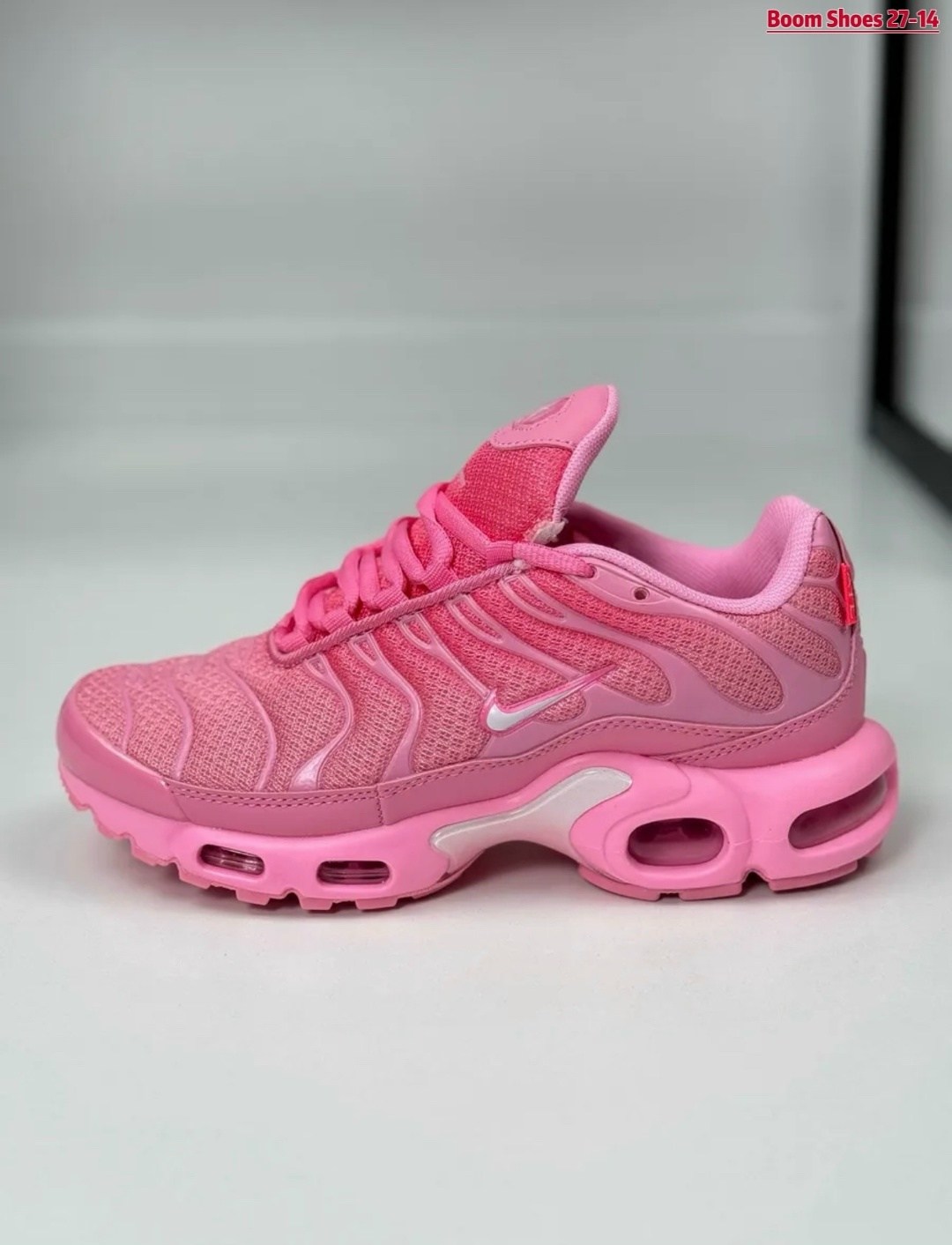 спортивные кроссовки air max plus tn nike,женские кроссовки nike air max plus tn pink,nike air max plus tn pink,кроссовки nike air max tn plus,кроссовки nike air max plus tn nike