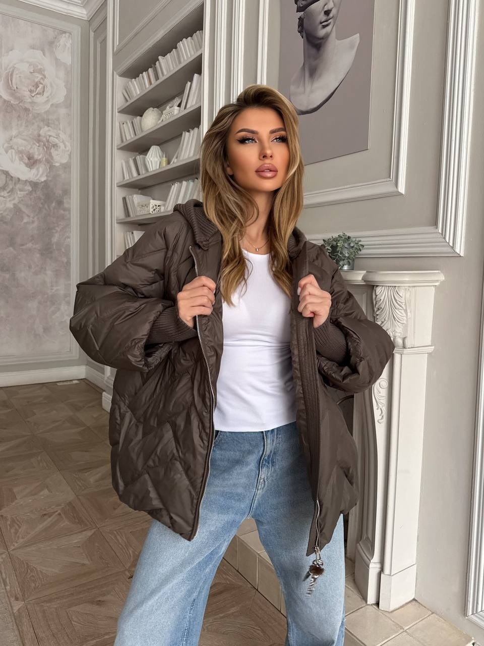 куртка демисезонная с капюшоном oversize okxana utova brand,куртка демисезонная с капюшоном oversize oksana utova brand,куртка оверсайз,стильные куртки,женская куртка оверсайз