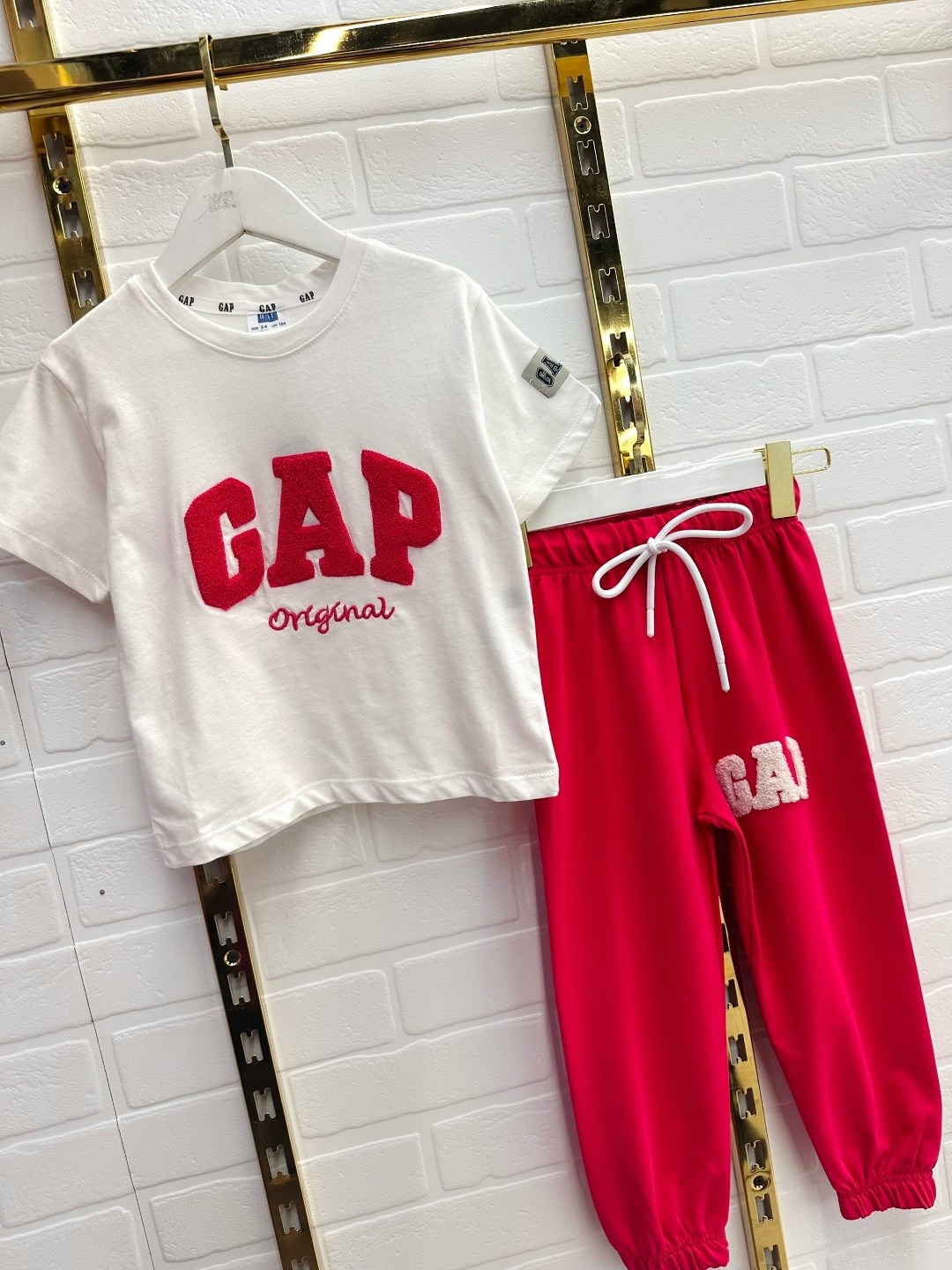 спортивный костюм gap,спортивные костюмы для девочек,костюм для девочек,детский костюм,одежда для девочек