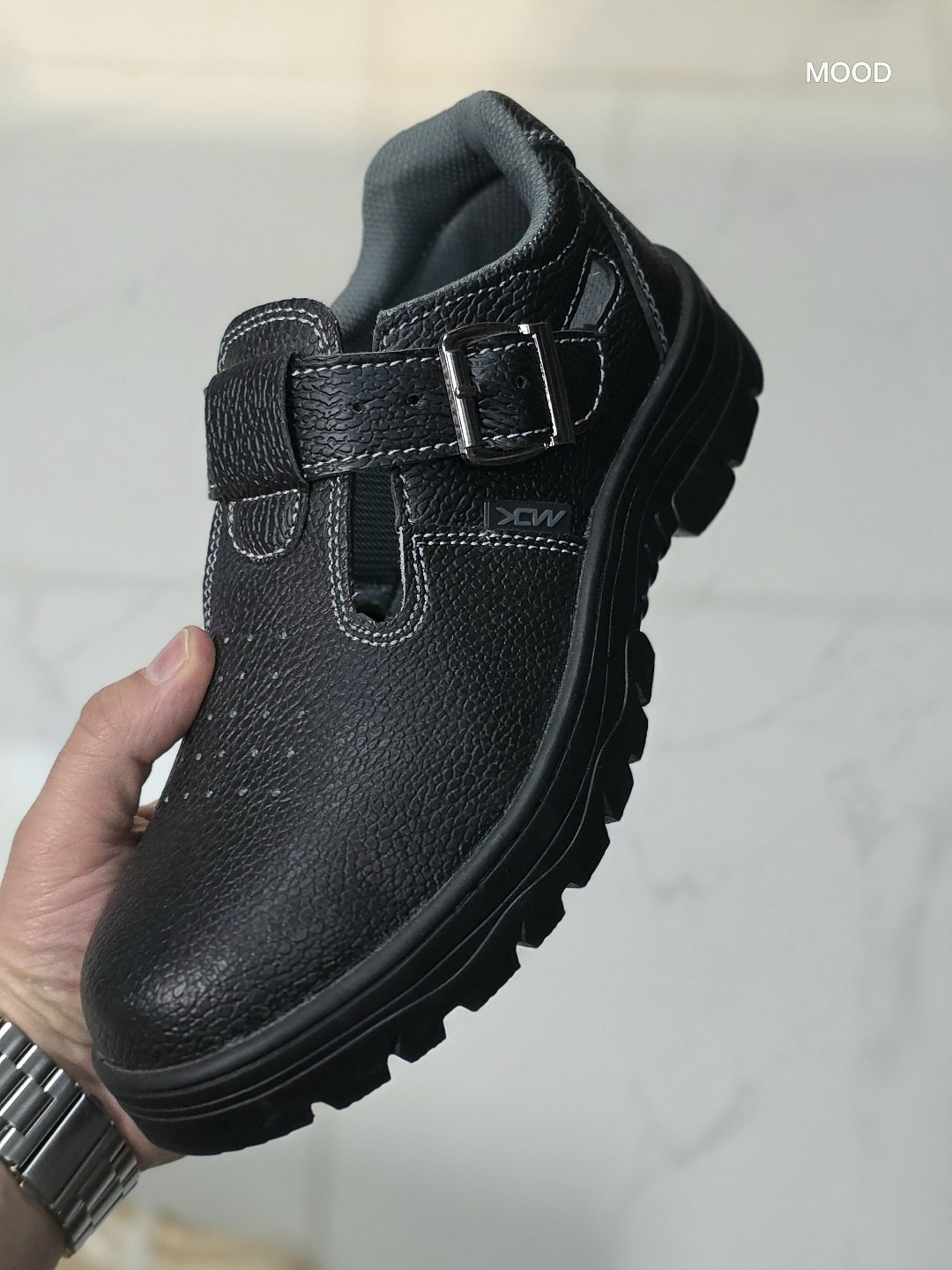 ,сандалии (полуботинки с перфорацией) пу/тпу sura (арт.м.64) (размер 42),сандалии спец,полуботинки кожаные с перфорацией стикс пу,полуботинки с перфорацией