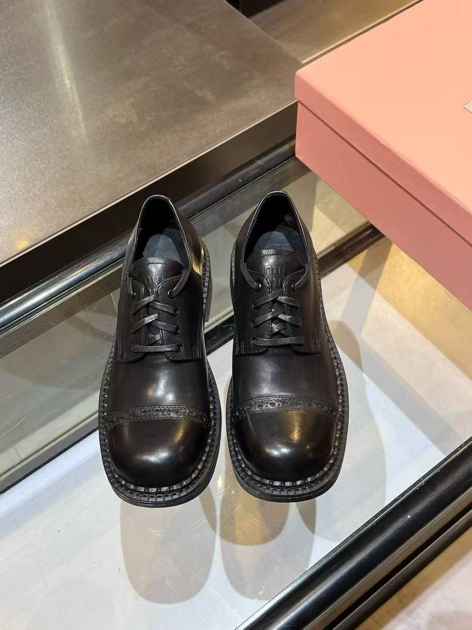 ,туфли мужские,ботинки salvatore ferragamo,мужская ,прада