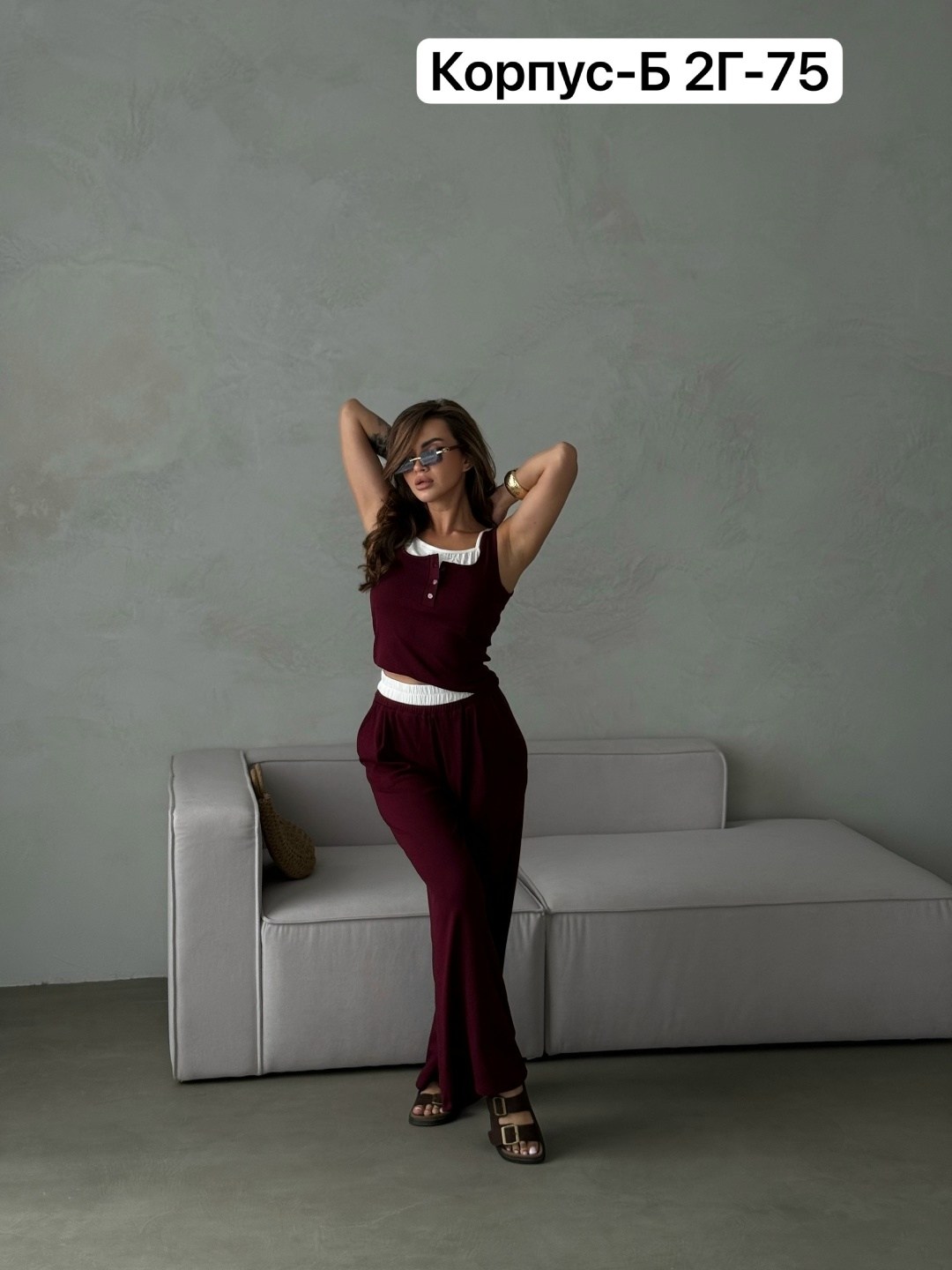 костюм двойка с майкой,костюм женский тройка,стильный костюм женский,женские костюмы,