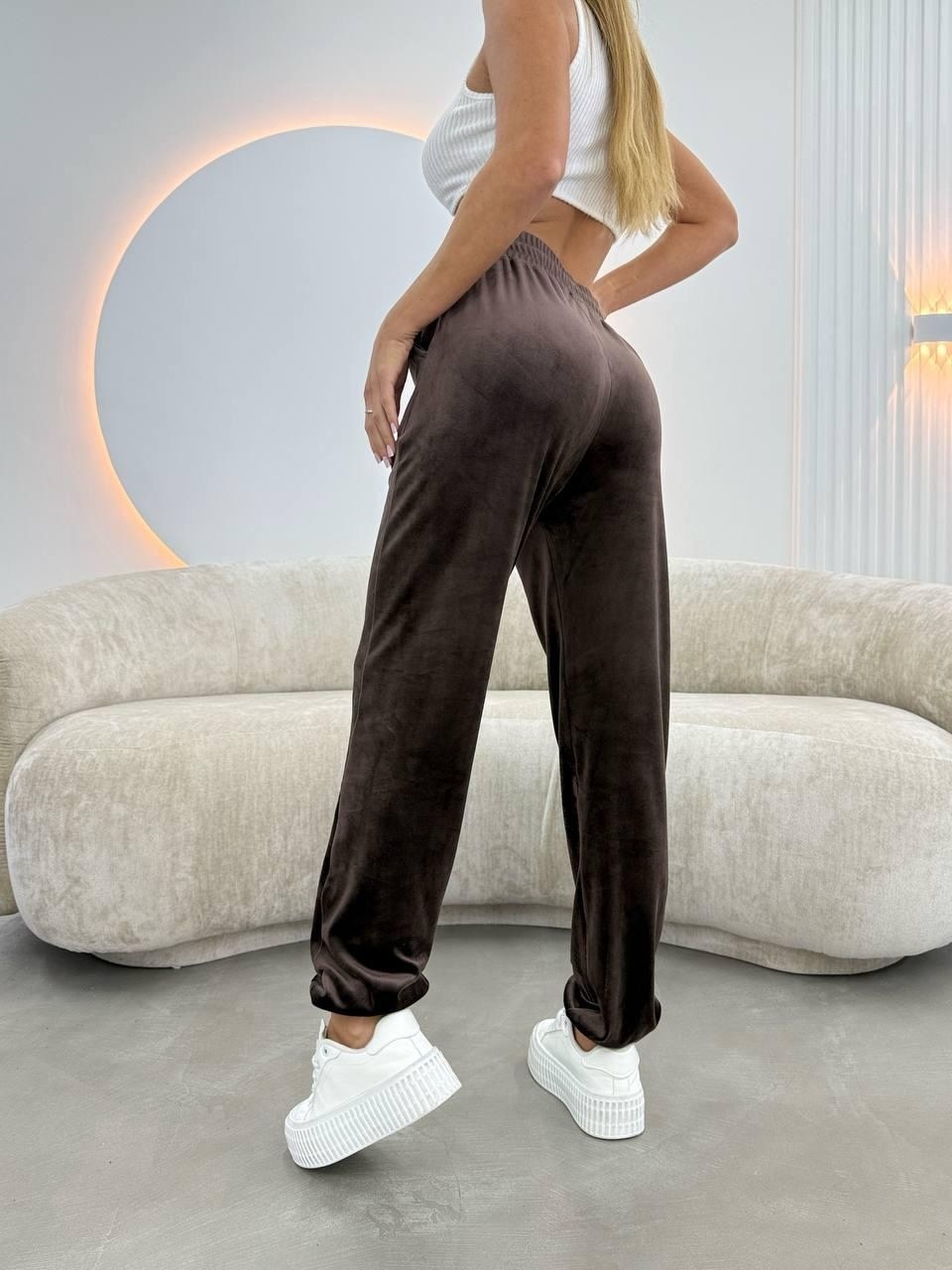 брюки велюровые,велюровые штаны,джоггеры женские,брюки велюр,брюки бархатные