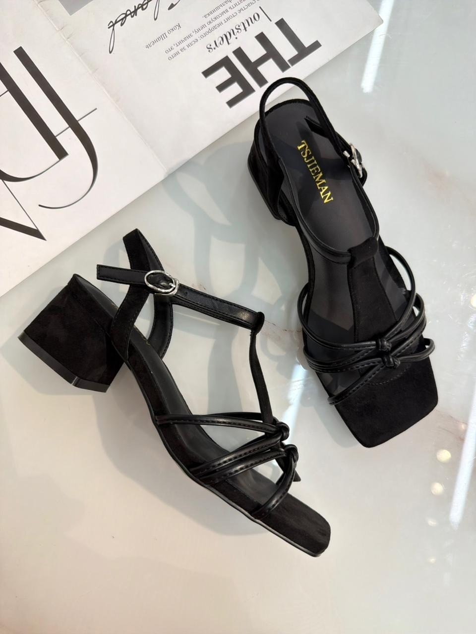 красные босоножки,босоножки на каблуках,босоножки стильные,женские босоножки,сандалии на каблуке