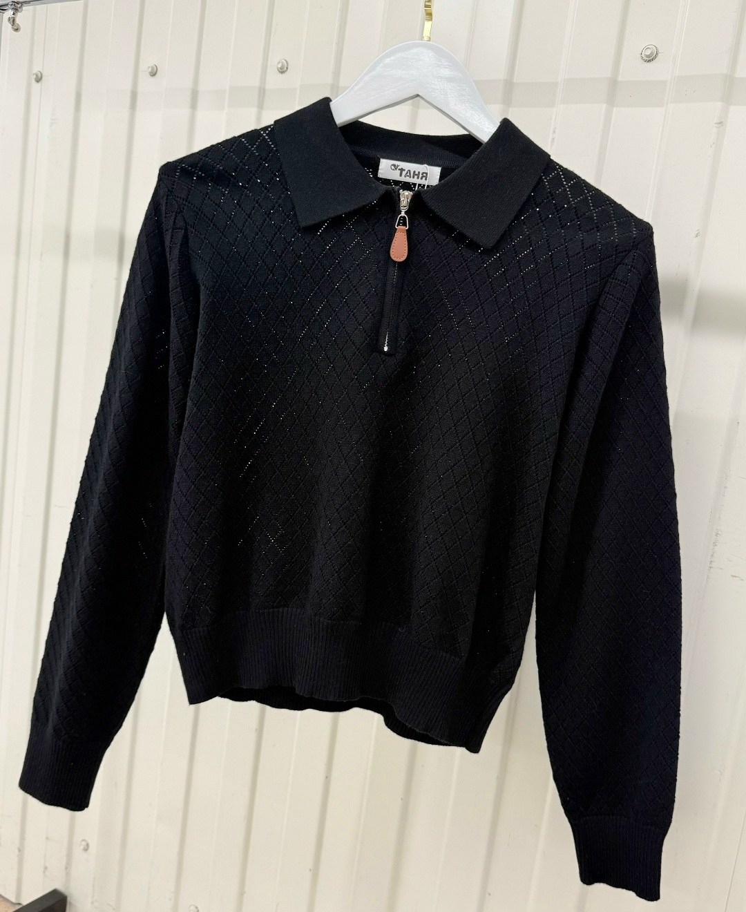 джемпер женский,свитер с воротником,джемпер бежевый,свитер,трикотажный свитер