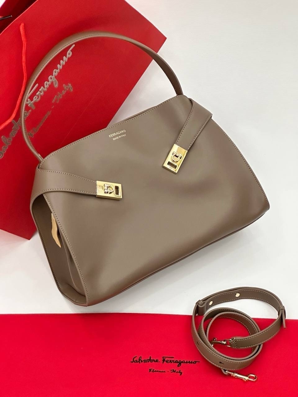 сумка salvatore ferragamo,сумка ferragamo,сумка,сумка феррагамо,женская брендовая сумка