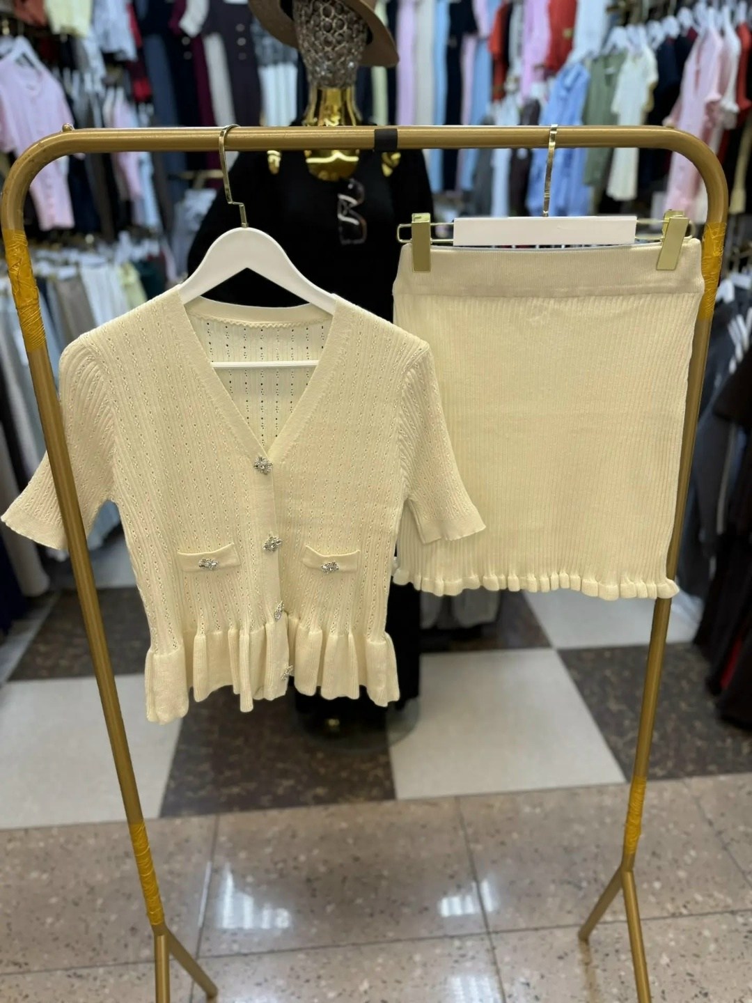 костюм с юбкой женский,трикотажный костюм,вязаные костюмы,костюм женский,трикотажный костюм женский