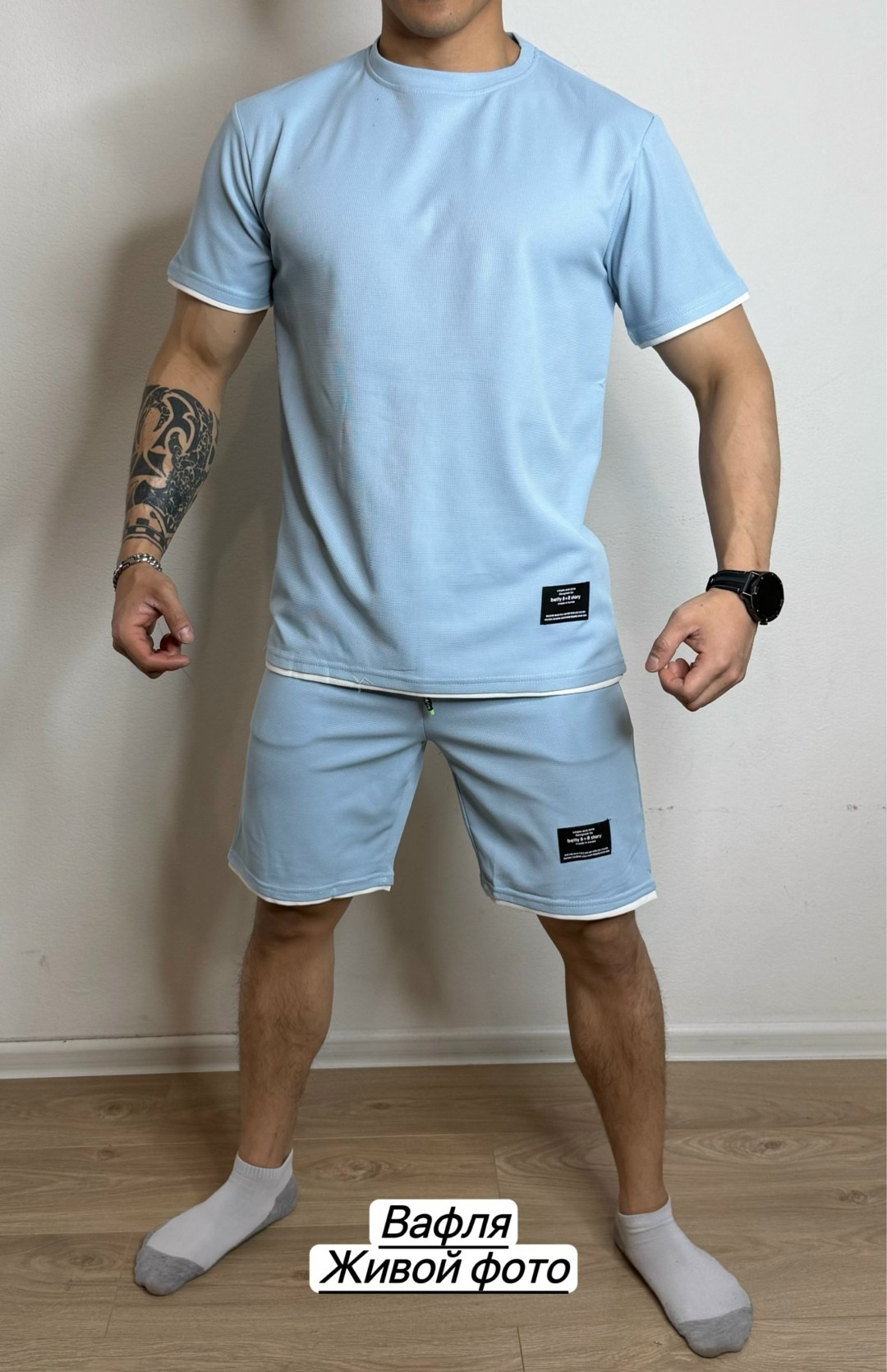 спортивный костюм с футболкой и шортами,спортивные костюмы,костюм с шортам,комплекты одежды