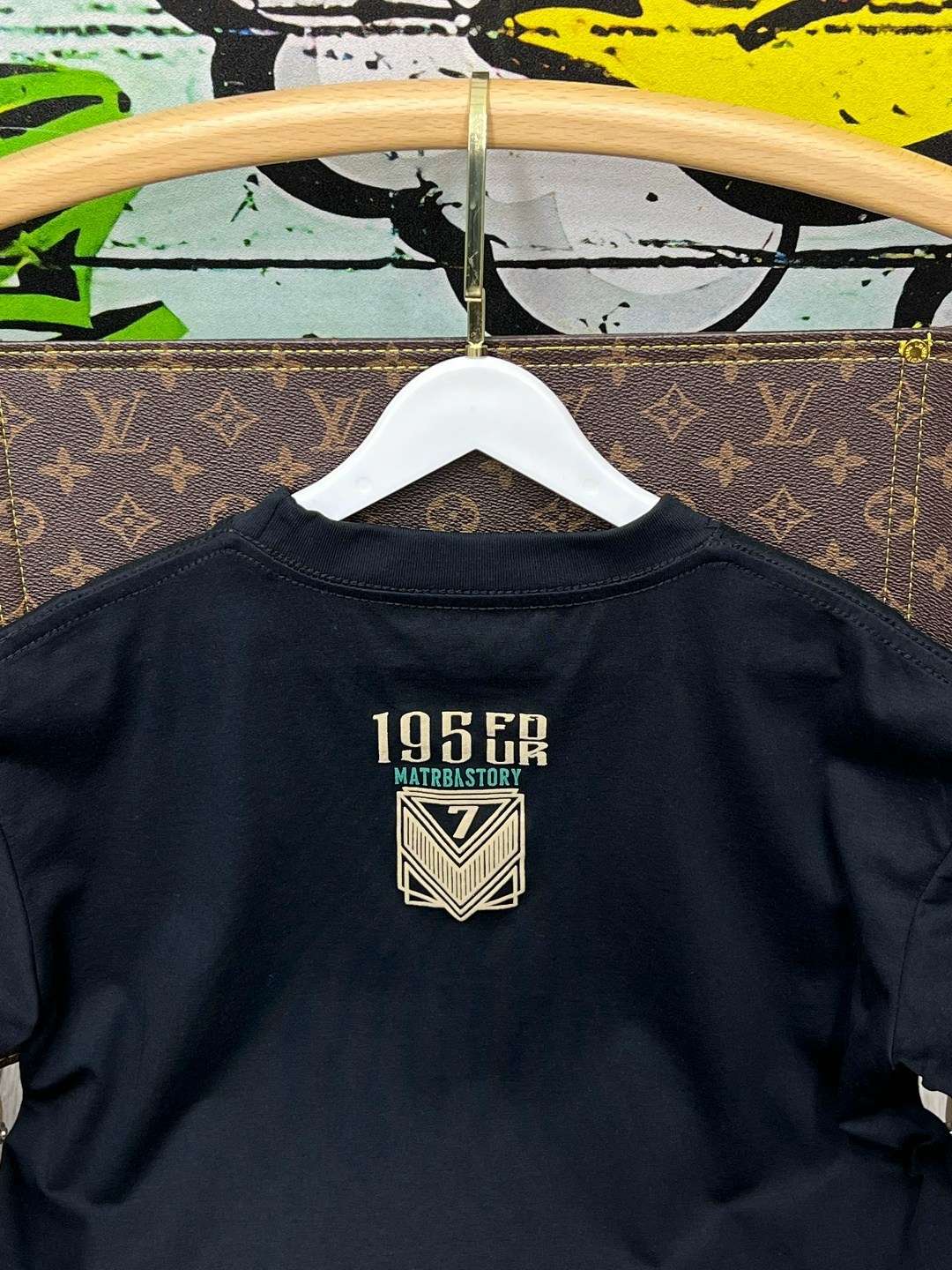 майка луи виттон мужские,футболка louis vuitton,футболки женские мужские,футболки мужские,черная оверсайз футболка