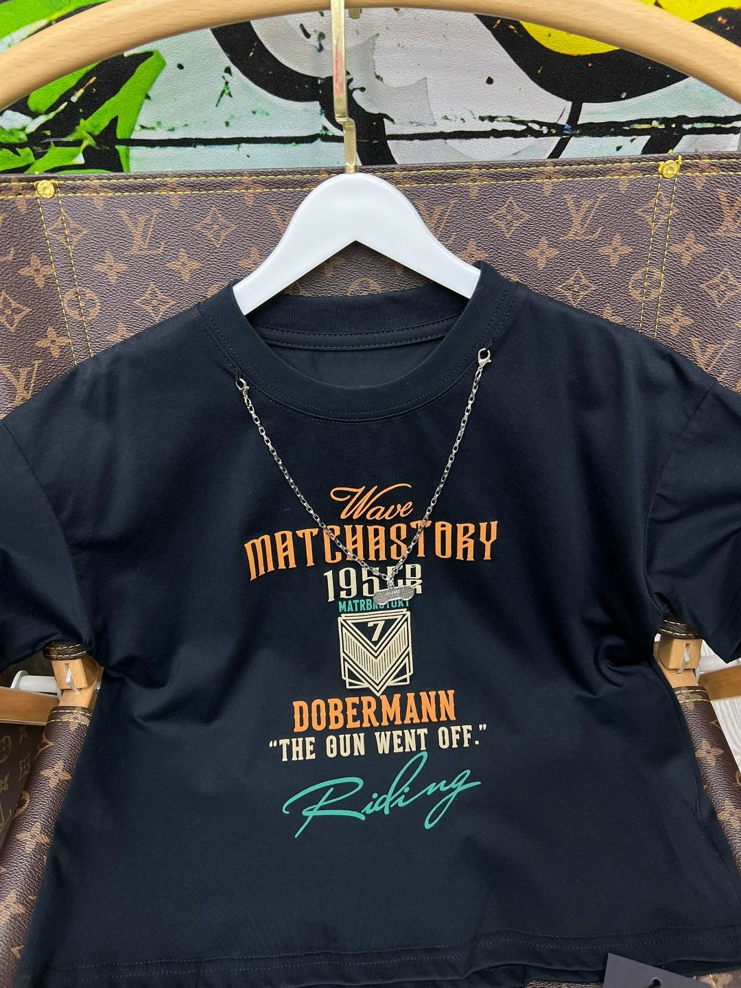 майка луи виттон мужские,футболка louis vuitton,футболки женские мужские,футболки мужские,черная оверсайз футболка