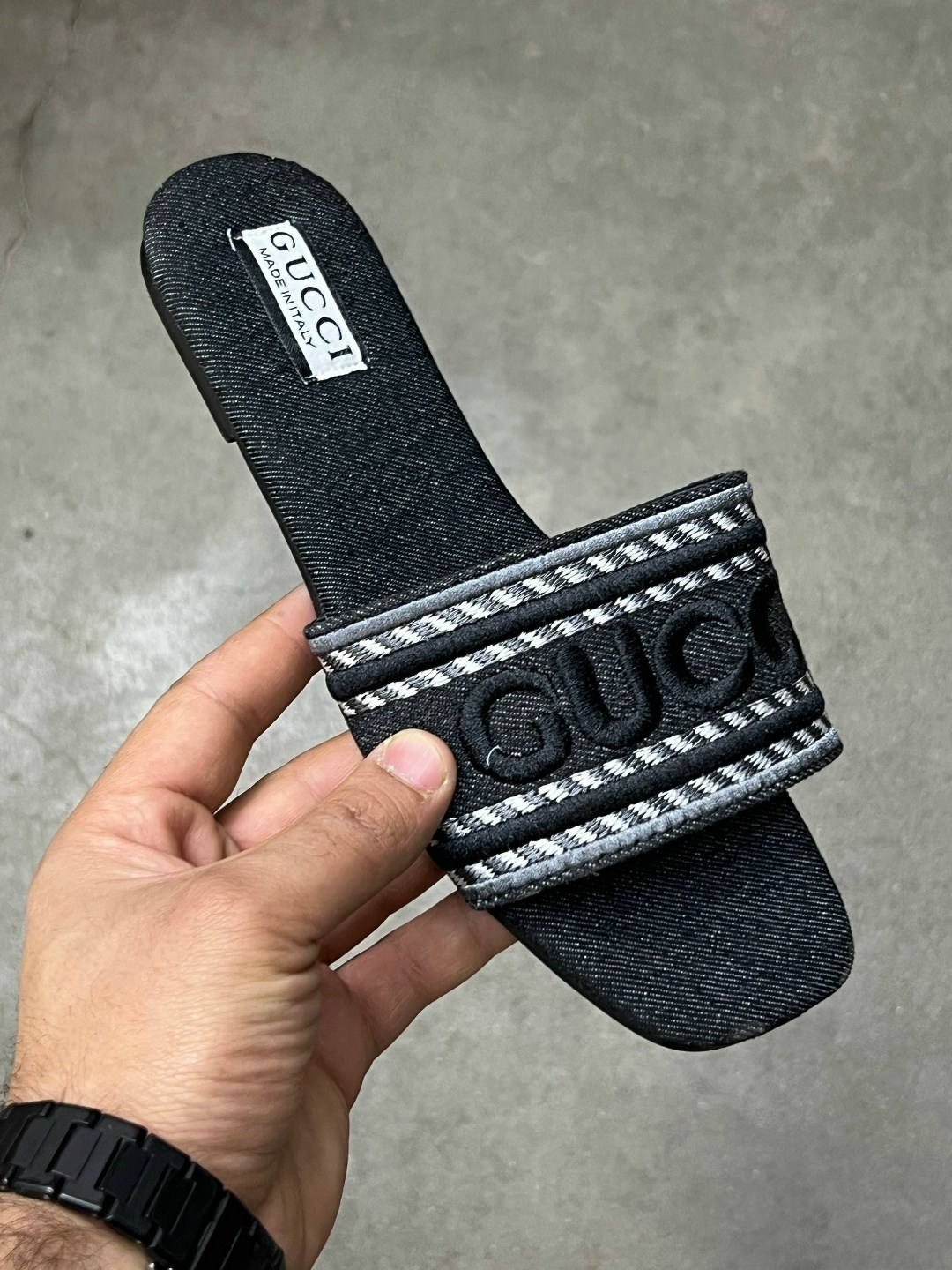 ,женские шлепанцы,шлепки фенди,шлепанцы луи виттон,шлепанцы miu miu