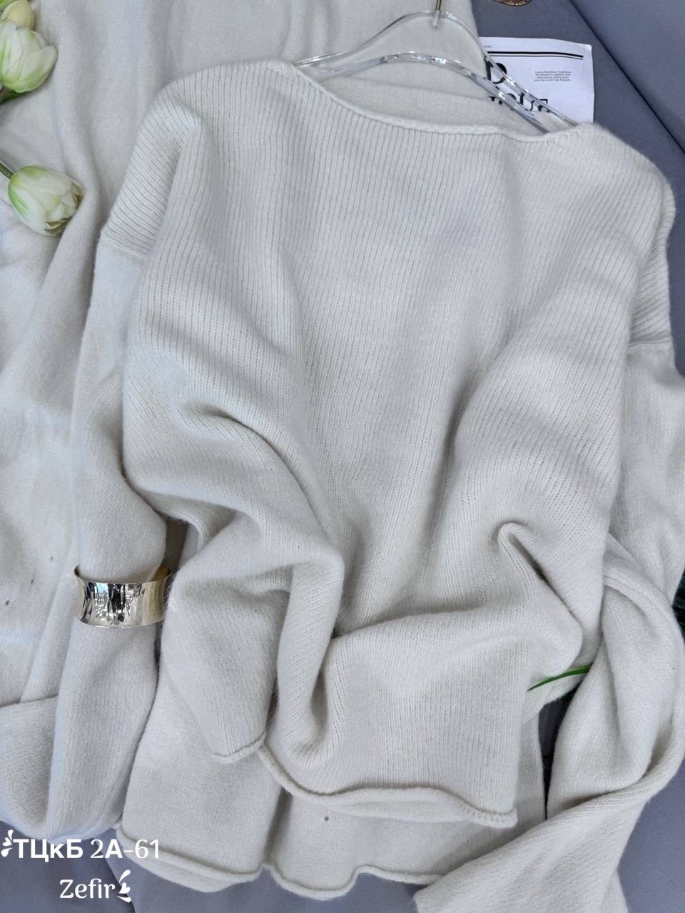 вязаный костюм с юбкой,трикотажный костюм с юбкой,женский вязаный костюм с юбкой,костюм с юбкой,костюм двойка кашемир