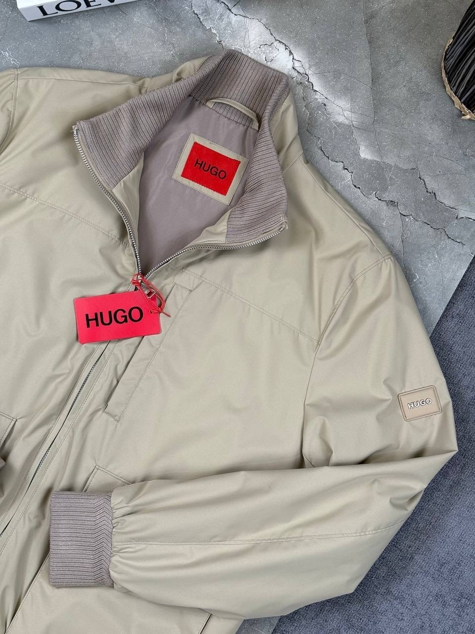 куртка,куртка бомбер,повседневная куртка,легкая куртка,бежевый бомбер