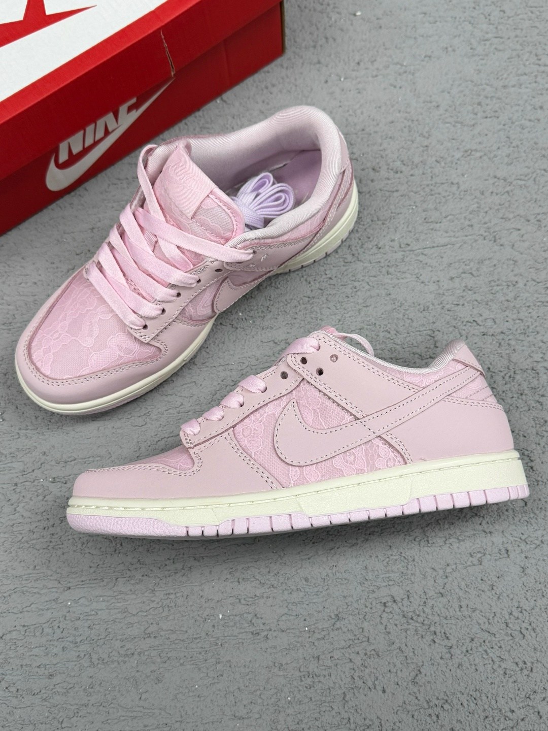 женские кроссовки nike dunk low,nike dunk low lx pink foam w,nike dunk low pink pigeon,кроссовки,nike dunk low pink foam