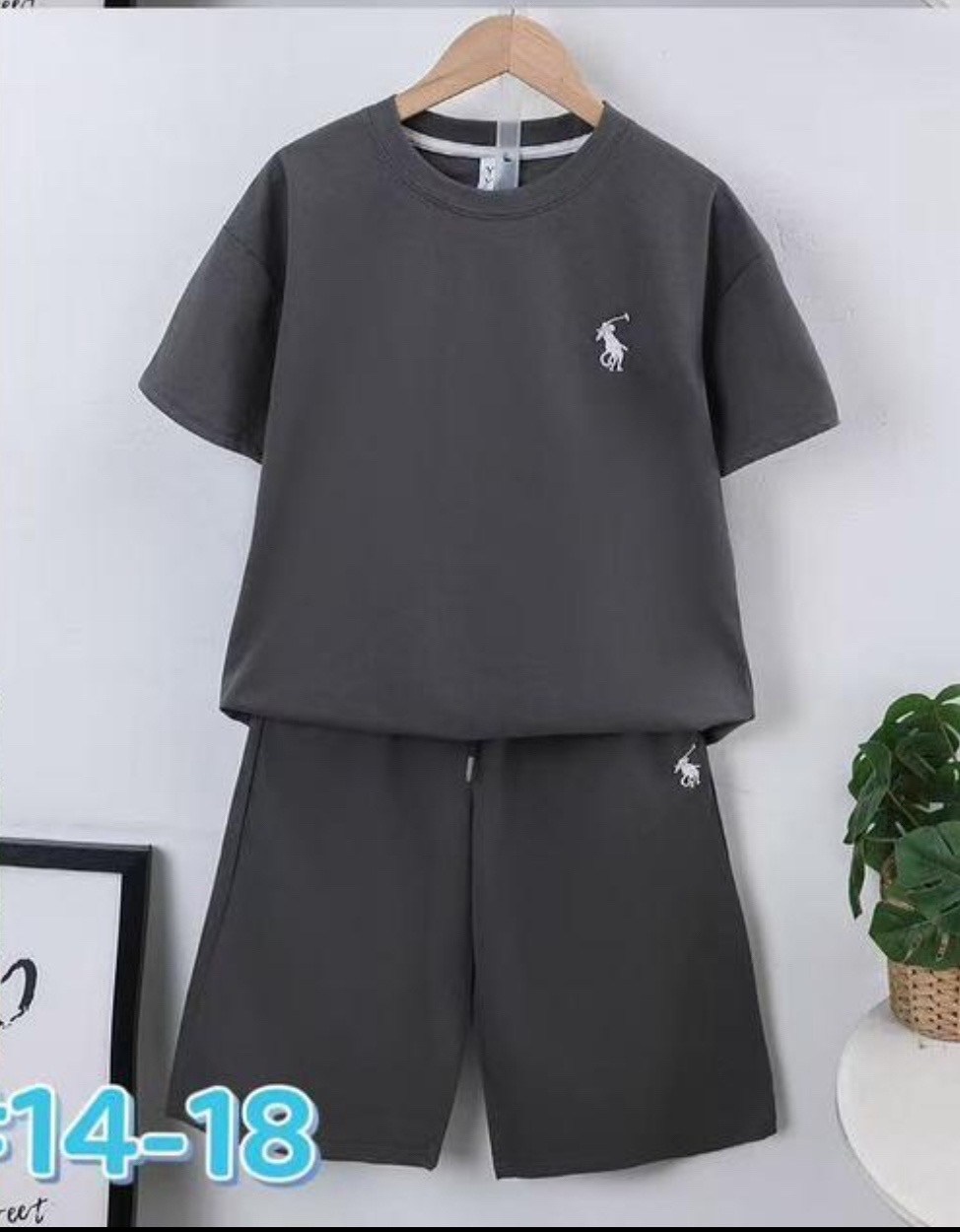 футболки комплект,одежда комплект,одежда для мальчиков,костюм,одежда для детей