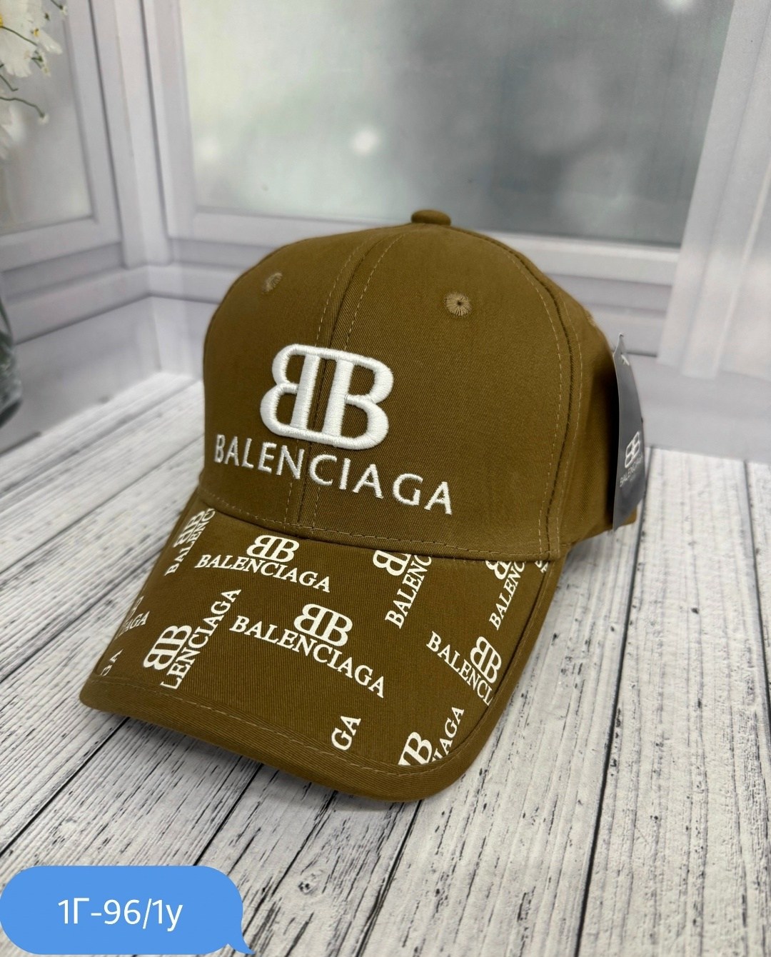 бейсболка balenciaga,кепка balenciaga,кепка баленсиага,белая кепка баленсиага,кепка баленсиага оригинал