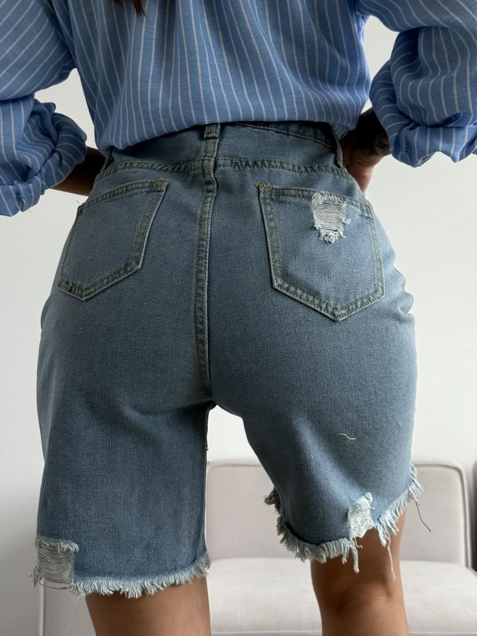 шорты джинсовые рваные,джинсовые шорты,женские джинсовые шорты,шорты джинсовые бермуды,джинсовые рваные бермуды
