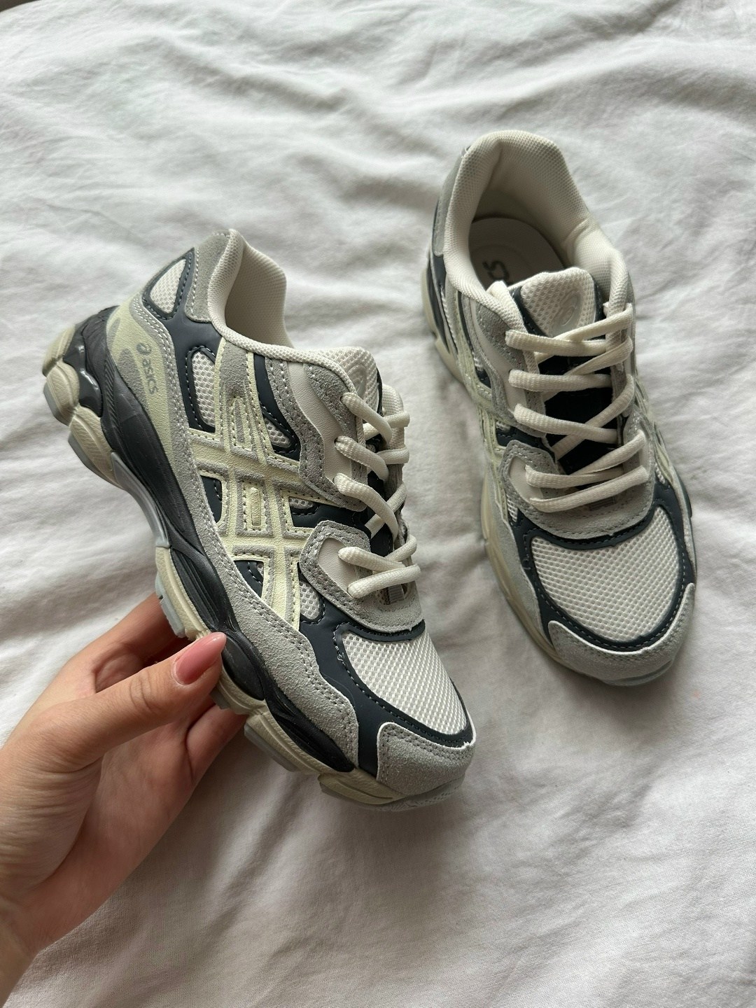 кроссовки asics,asics gel nyc cream oyster grey,кроссовки asics gel-nyc oyster grey,кроссовки asics gel kahana 8,кроссовки asics gel nyc