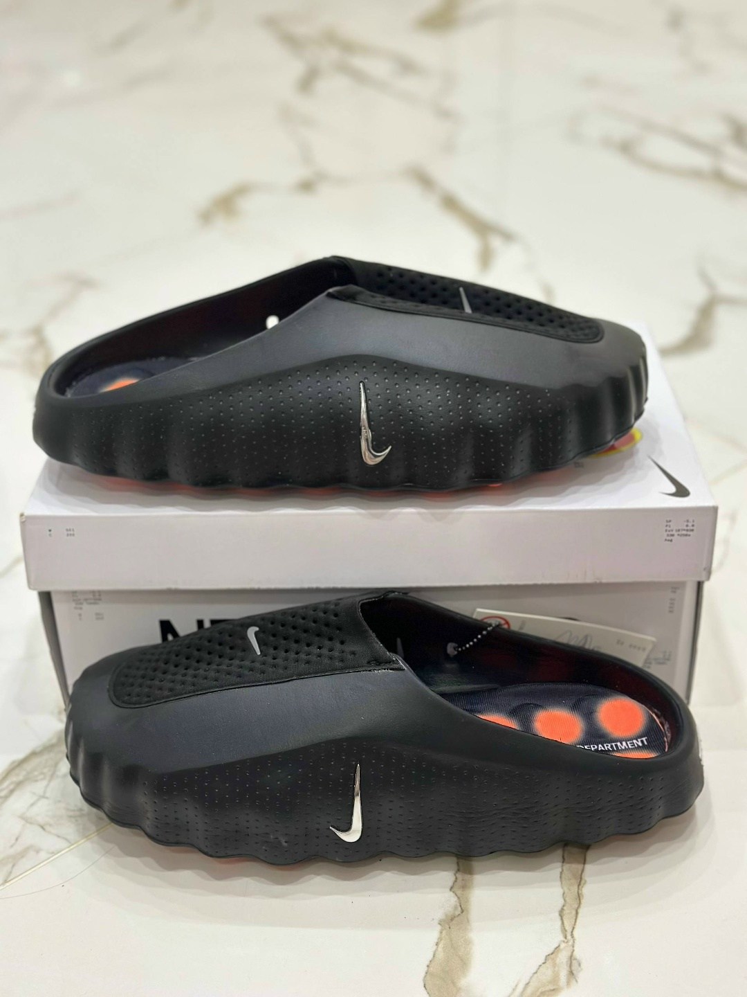 тапки модные,кроссовки,оригинальные кроссовки,кроссовки nike,спортивный