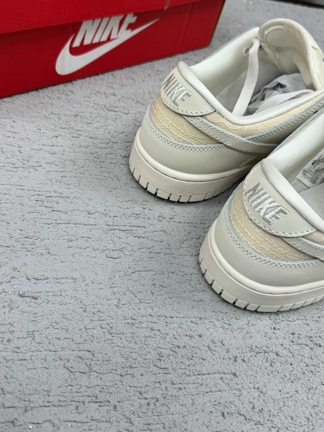 женские кроссовки nike dunk low,nike dunk low lx pink foam w,nike dunk low pink pigeon,кроссовки,nike dunk low pink foam