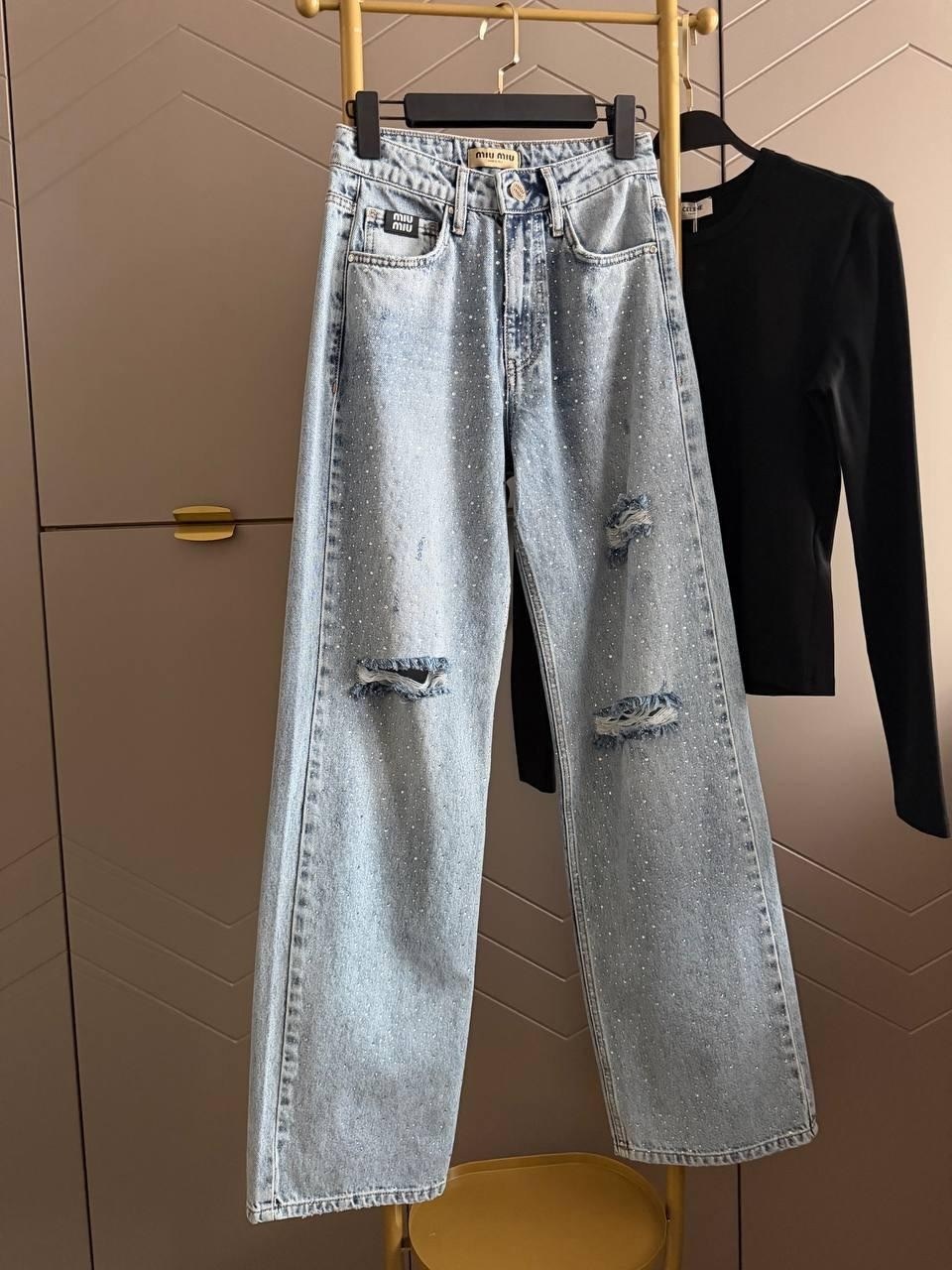 женские джинсы,джинсы стильные,джинсы модные,джинсовые брюки,джинсы