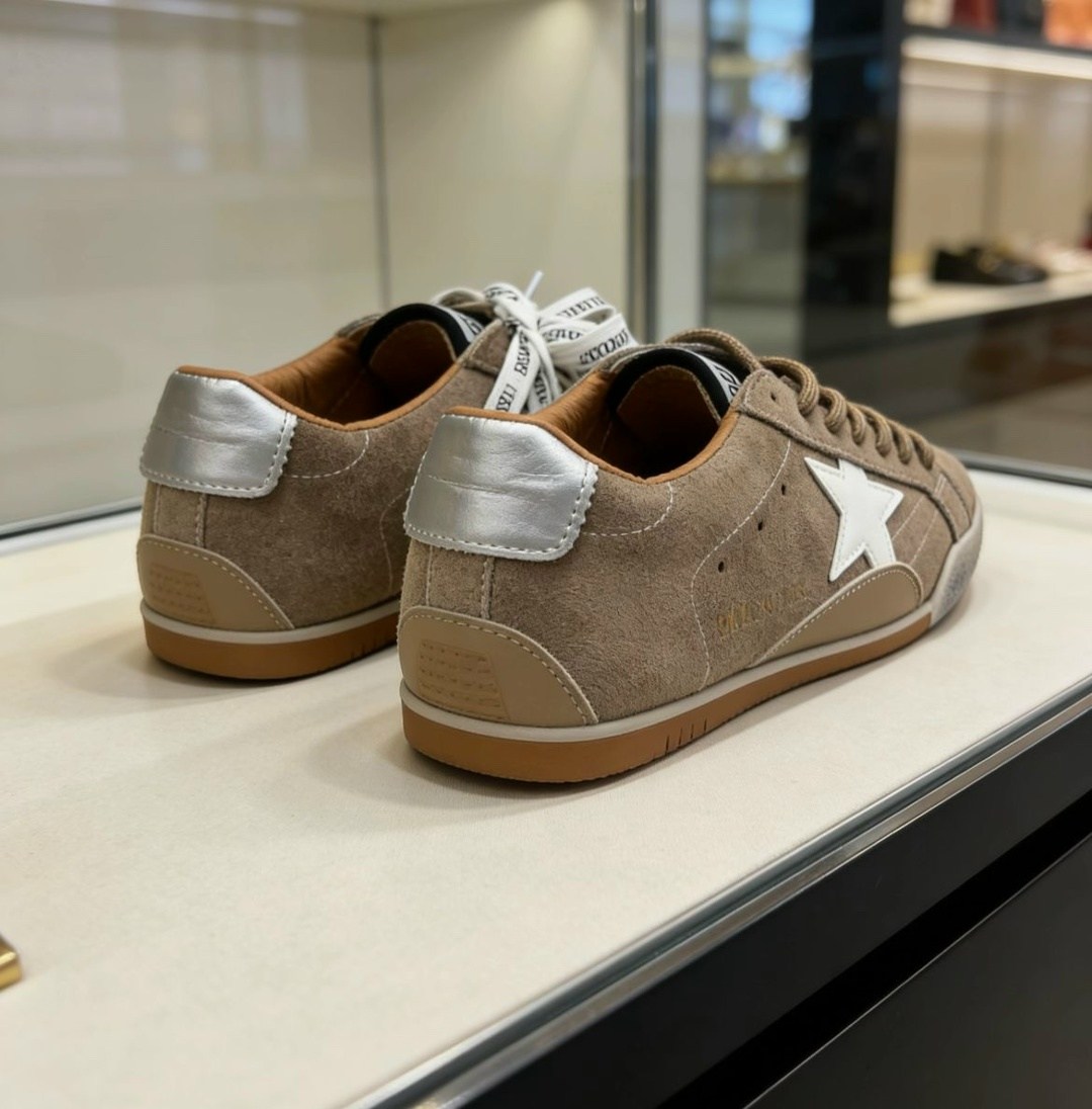 кеды super-star classic golden goose коричневый,golden goose кроссовки ball star коричневый,кроссовки golden goose ball-star low-top бежевый,кроссовки super-star коричневый golden goose,кроссовки gold