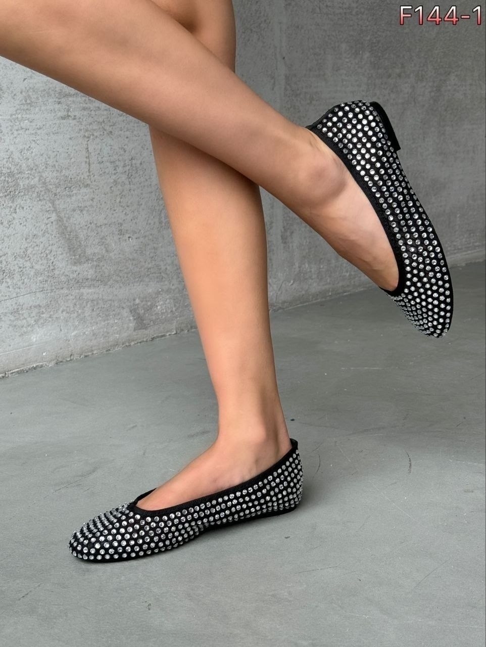 балетки с заклепками от карла лагерфельда karl lagerfeld черный,черные балетки,балетки,женские балетки,балетки karl lagerfeld с заклепками размер 38 черный