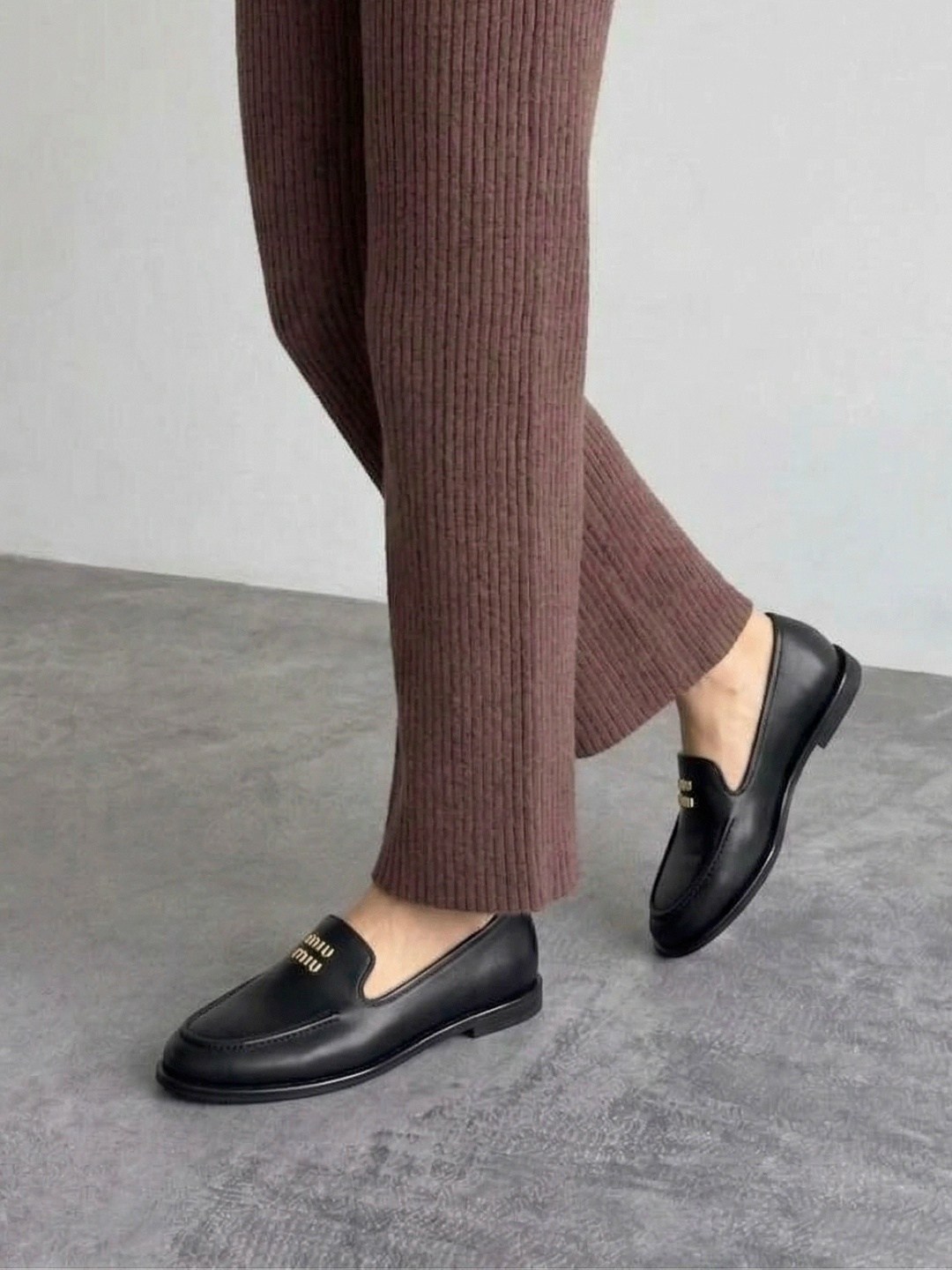 лоферы женский,кожаные лоферы,женская ,мужские лоферы,модная