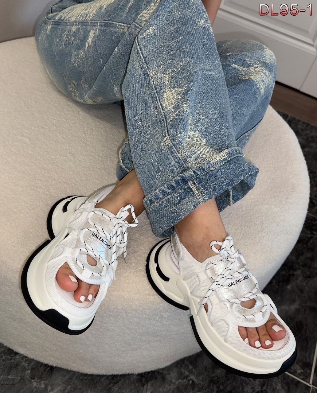 ,сандалии balenciaga,сандалии,кроссовки женскиe,сандали