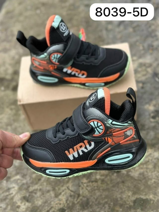 детские кроссовки,кроссовки,спортивная ,кроссовки для детей,кроссовки для мальчика