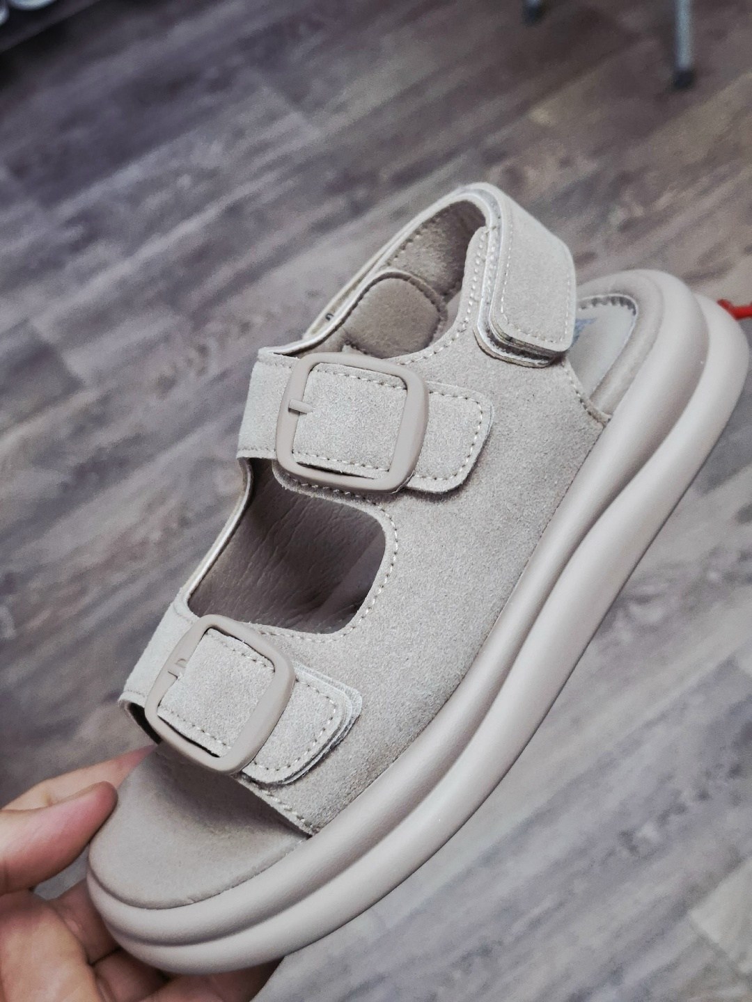 ,сандалии,женские сандалии,сандалии стильные,сандали