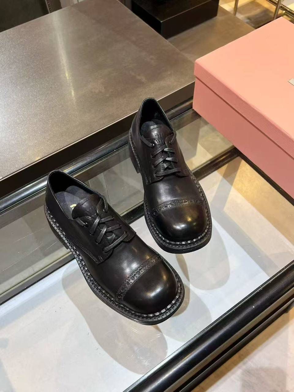 ,туфли мужские,ботинки salvatore ferragamo,мужская ,прада