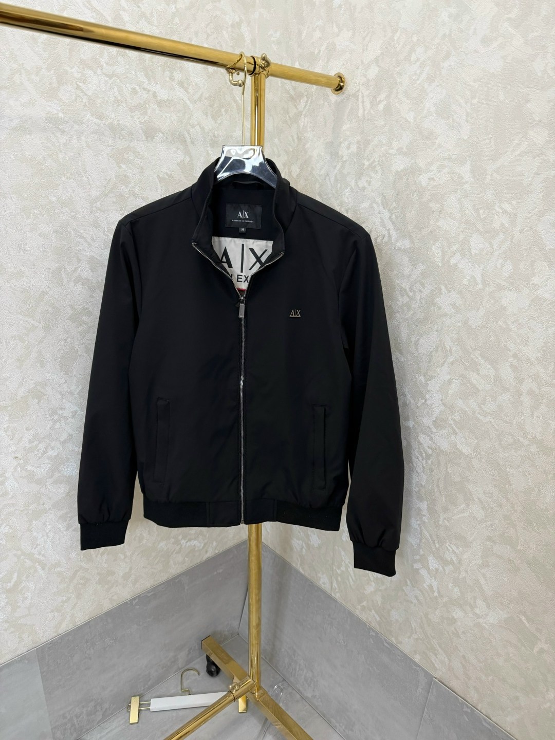 ветровка brunello cucinelli,куртка бомбер,легкая куртка,мужская куртка бомбер,куртка