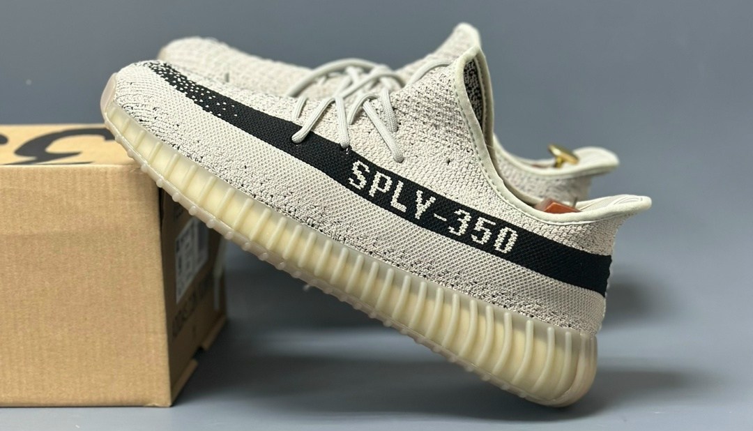 adidas yeezy boost 350 v 2,кроссовки adidas yeezy boost 350,adidas yeezy boost 350 v2 light grey gris,adidas yeezy boost 350,yeezy boost 350 v 2