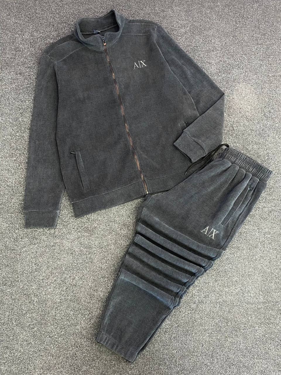 спортивный костюм armani,спортивный костюм loro piana,спортивные костюмы для мужчин,мужские спортивные костюмы,спортивный костюм лоро пиано мужской