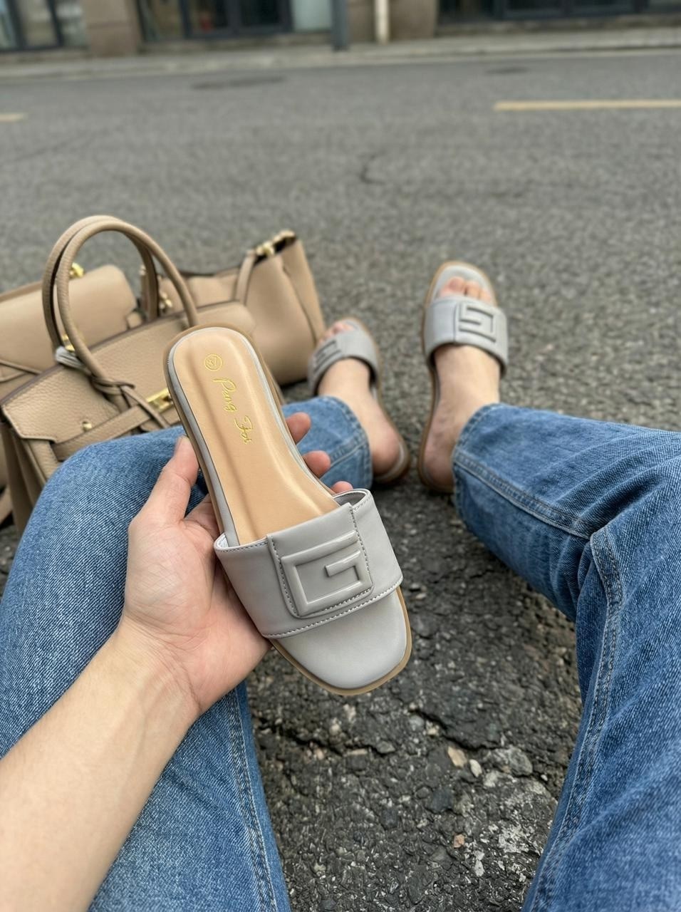 ,женские шлепанцы,модные шлепанцы,шлепки женские,женские босоножки