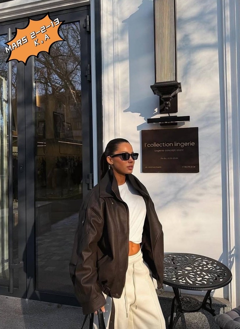 кожаный бомбер демисезонный куртка оверсайз осенний,куртка кожаная,женская кожаная куртка-бомбер,куртка кожаная женская,куртка бомбер кожаная укороченная демисезонная оверсайз