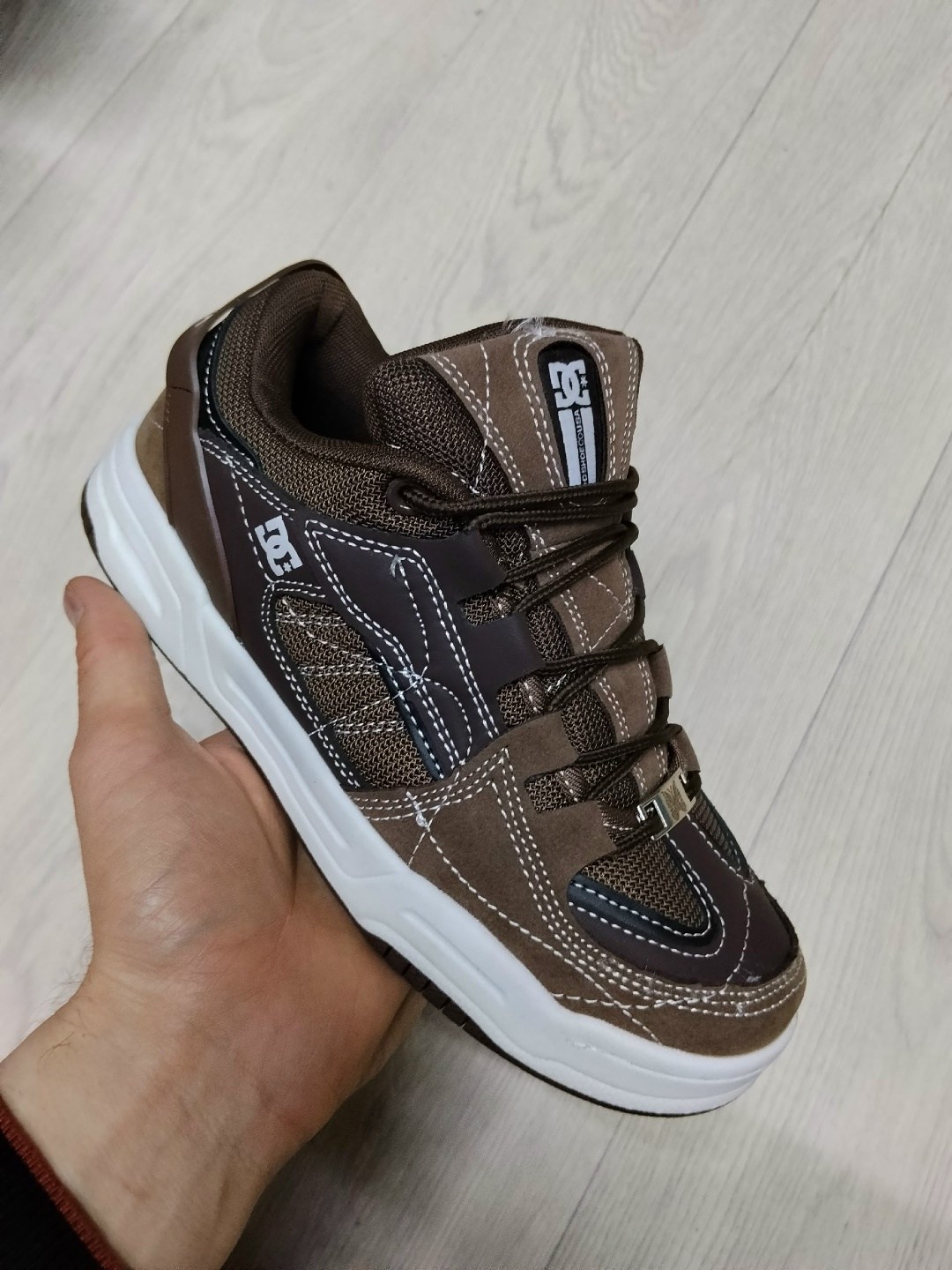 кроссовки,,dvs кроссовки,низкие кроссовки,спортивная