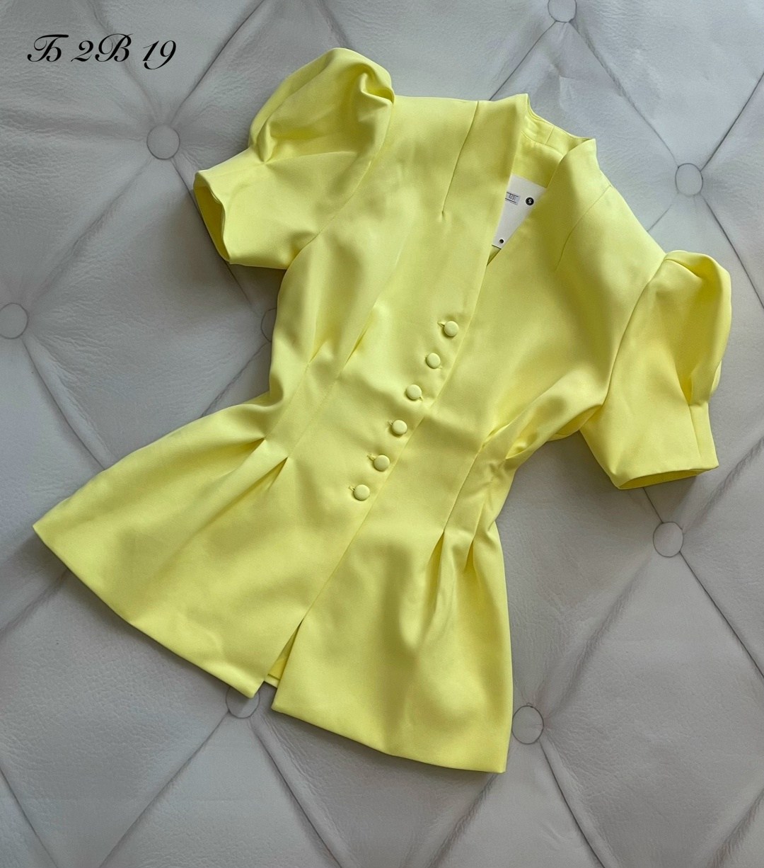 блузка стильная,модные блузы,жакет с баской,женский брючный костюм,блузка женская